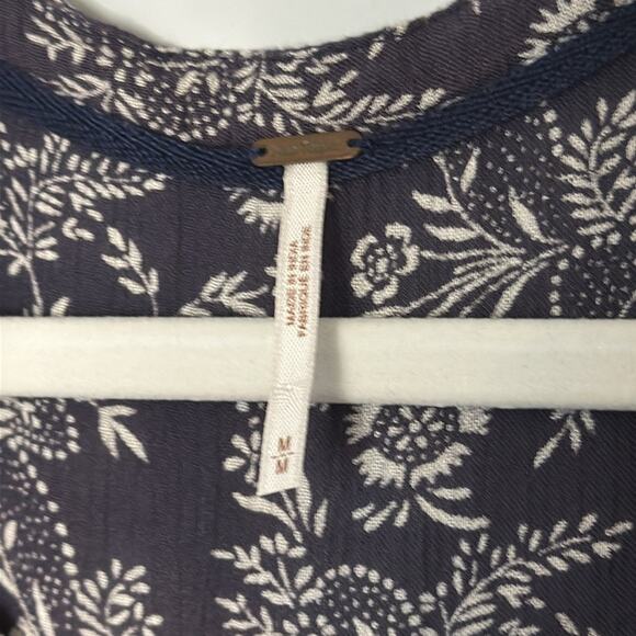 Free People Womens Peasant Top Medium Blue Floral Boho Flowy Cottagecore Fairy - Picture 6 of 9